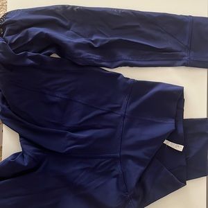 Full length, mesh detail lulu lemon navy blue leggings